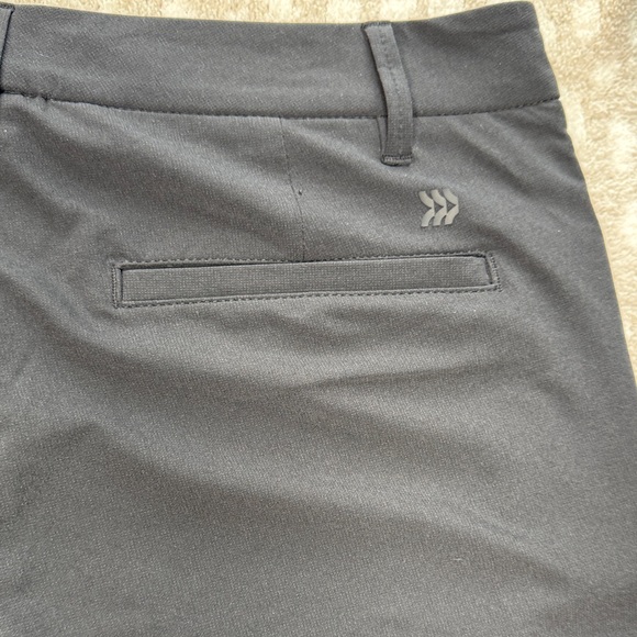 Black Golf Shorts size 32 - Picture 4 of 6
